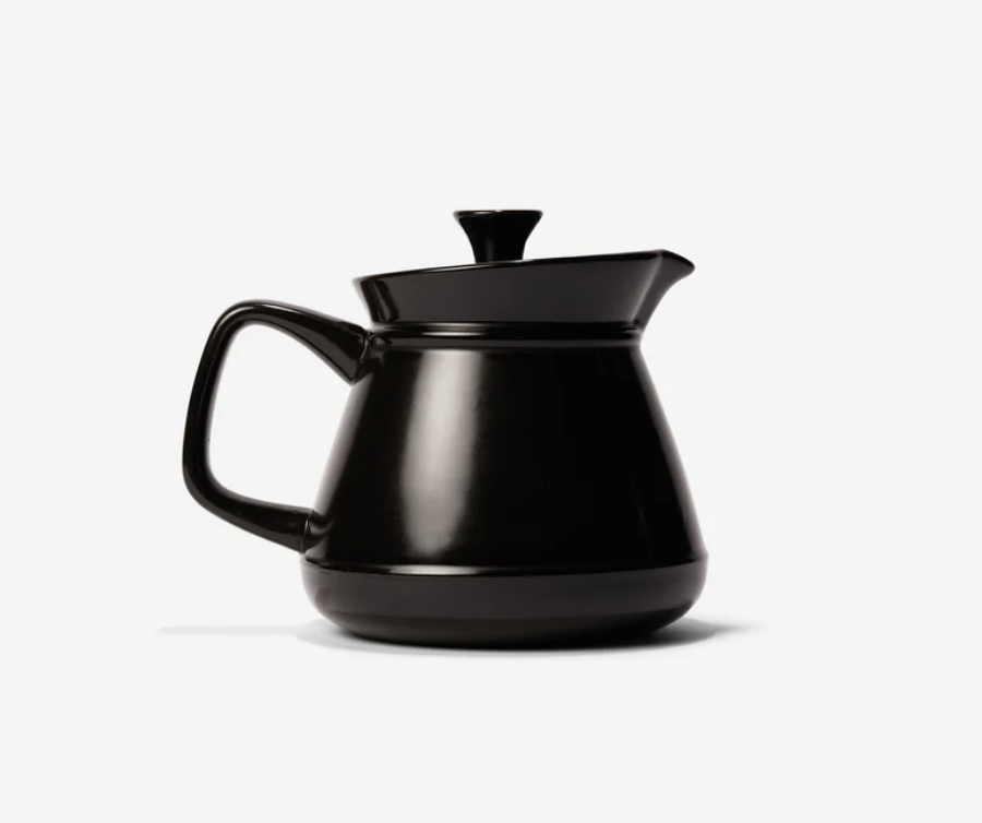 image of the xtrema retro tea kettle, made with pure ceramic without PFAS aka "forever chemicals"